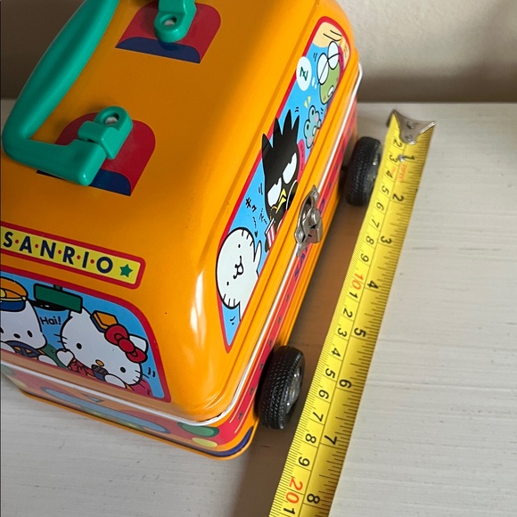 Rare 1996 Sanrio Tin Bus Purse with Handle - Picture 10 of 12
